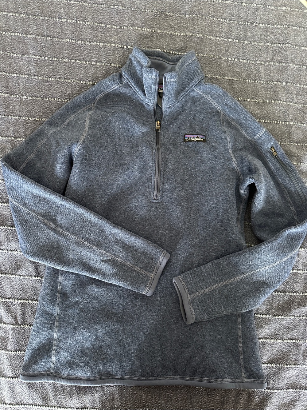 Patagonia Women’s Blue Half-Zip Fleece Pullover